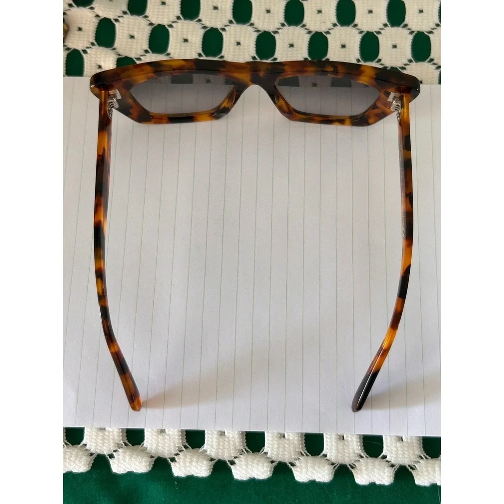 Celine CL40187I Cat Eye Sunglasses Dark Havana Tortoise Shell Made in Italy 51mm
